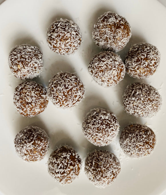 Wintertime spiced date balls